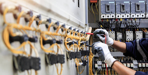 Professional Electrician technician working in Bellefontaine, OH
